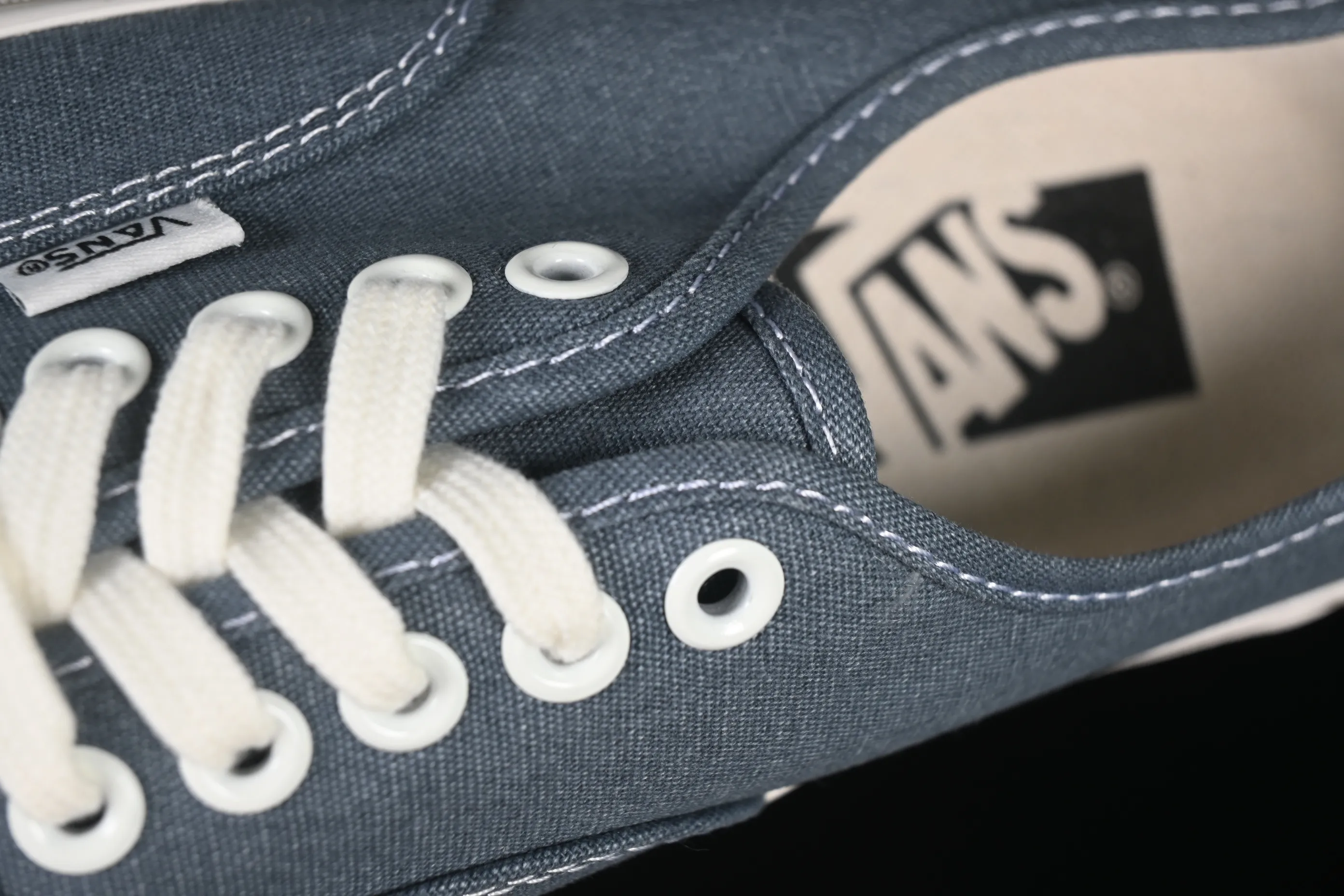 All categories Vans Vans series Vans Low Vans low-top Vans Authentic Reissue 44 Vans official high-end branch low-top casual sneakers VN000CW2RV2